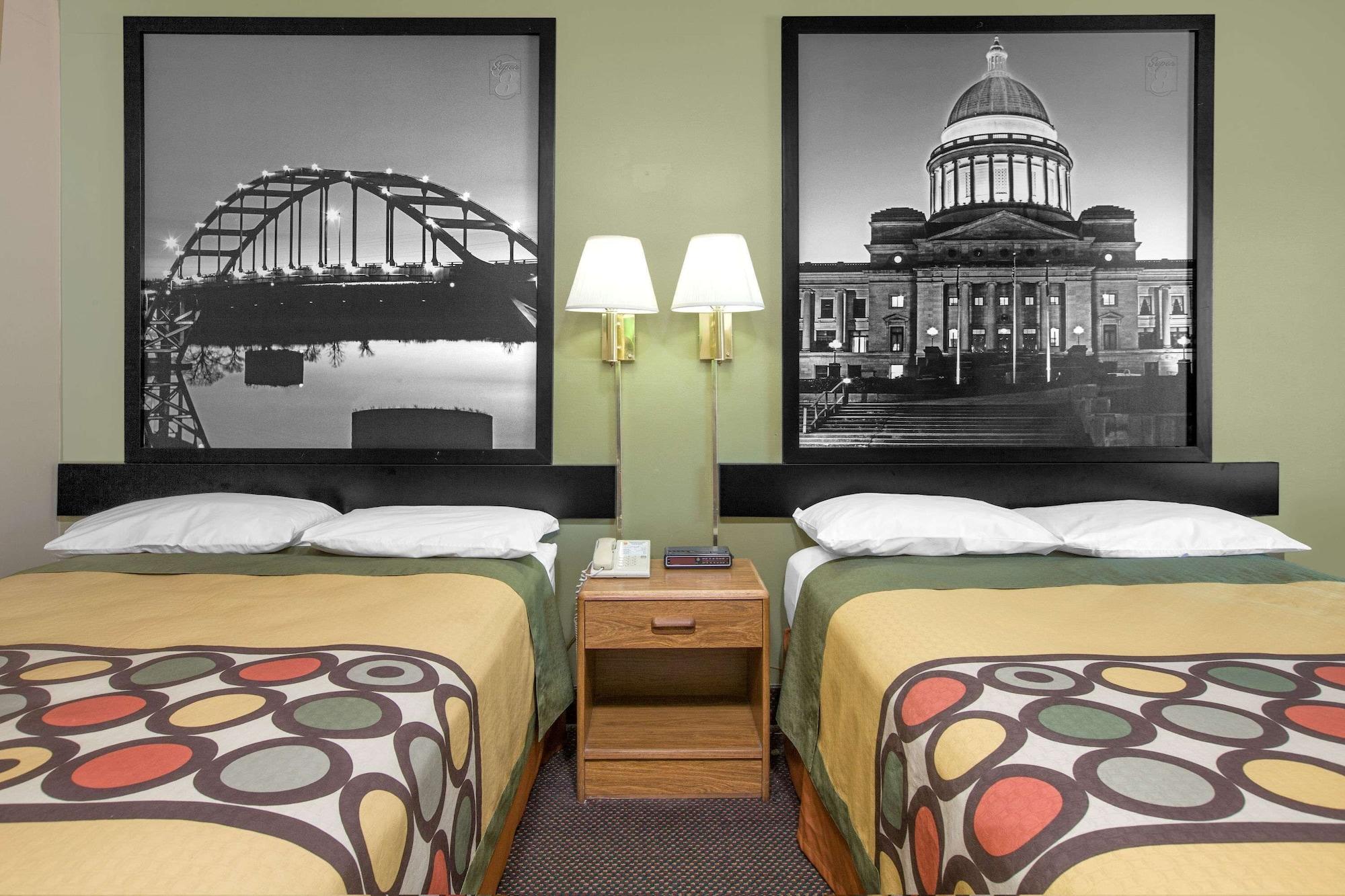 Super 8 By Wyndham Clarksville Ar מראה חיצוני תמונה