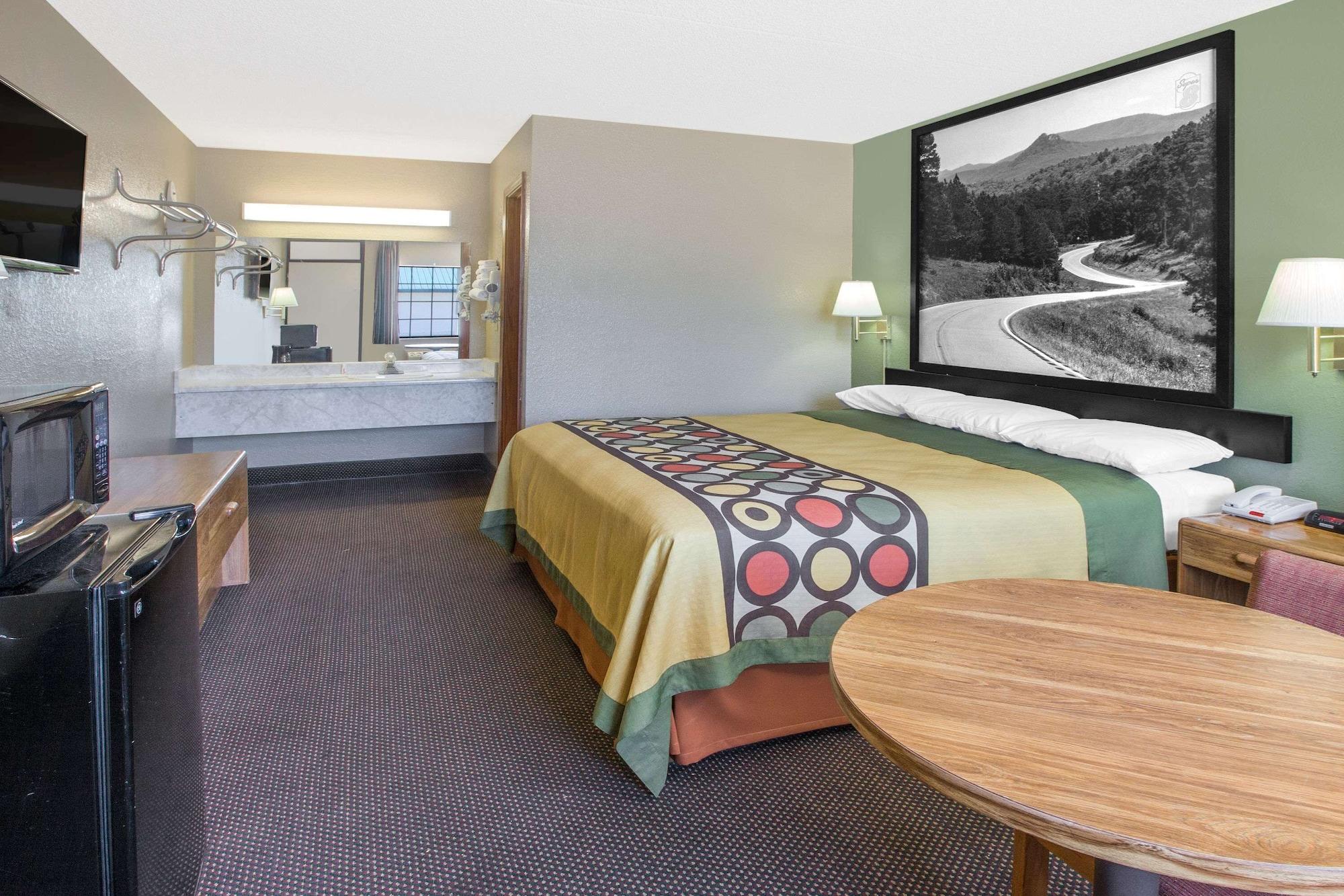 Super 8 By Wyndham Clarksville Ar מראה חיצוני תמונה