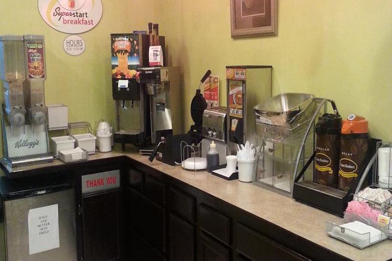 Super 8 By Wyndham Clarksville Ar מראה חיצוני תמונה