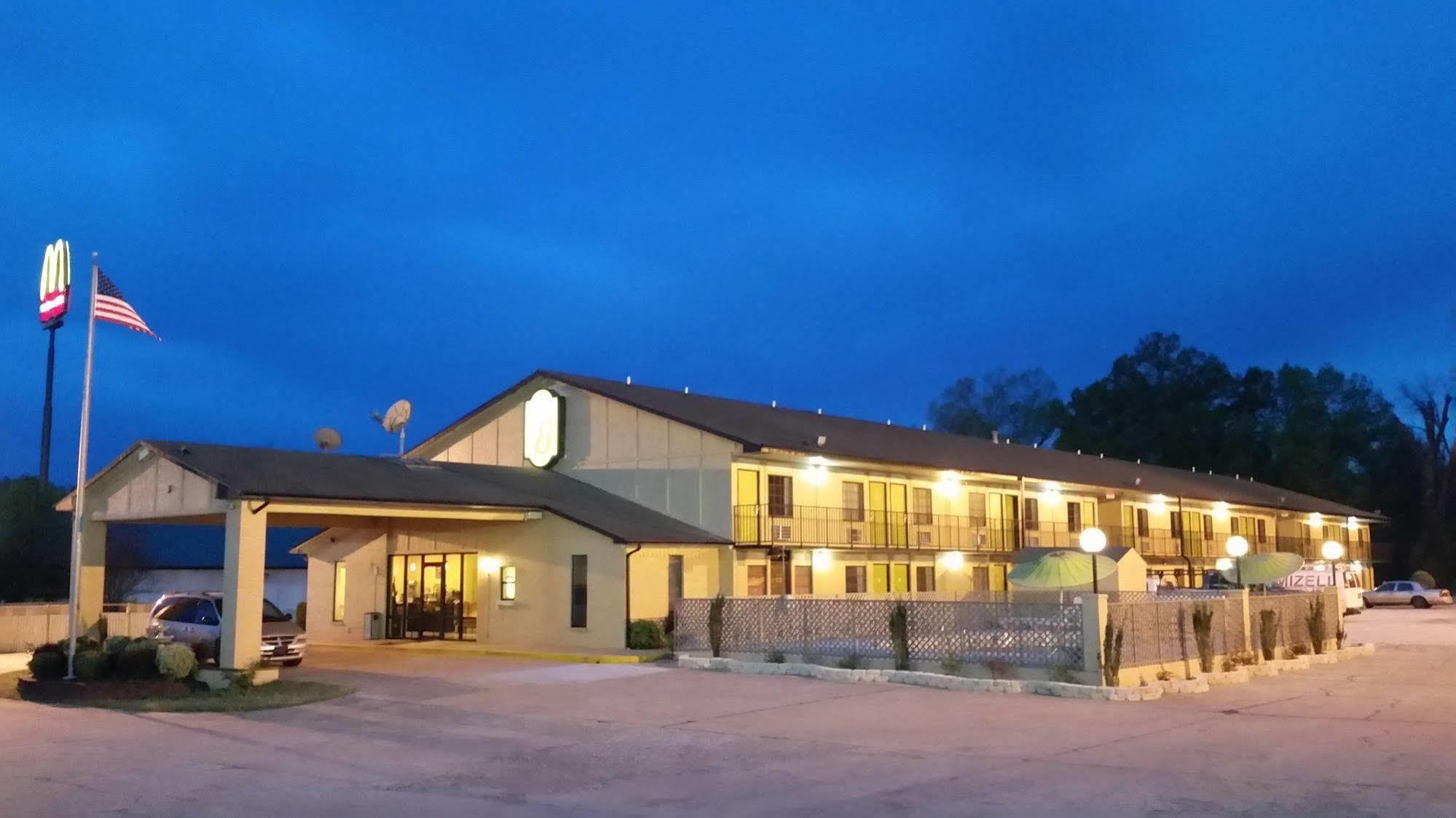 Super 8 By Wyndham Clarksville Ar מראה חיצוני תמונה